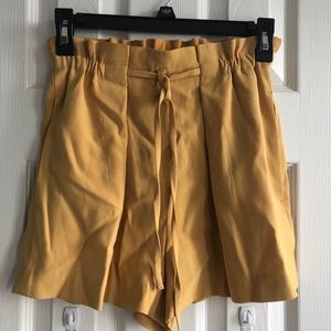 Babaton Salim Shorts size small